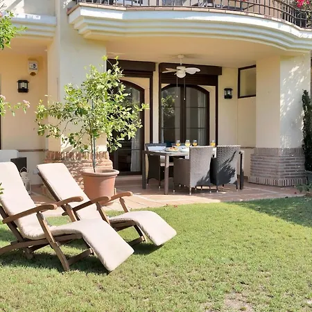 Arqueros Golfside Residency Apartman *